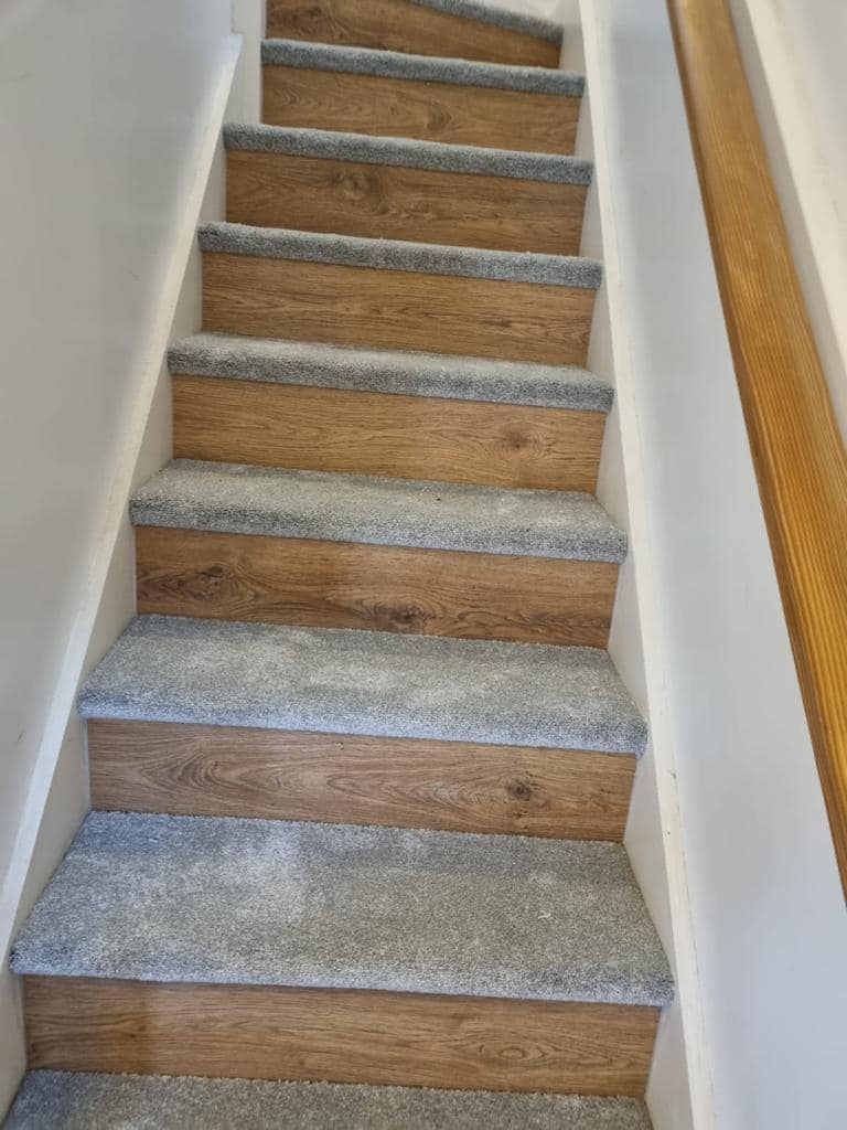 lazycarpets's tweet photo. Give your home the 𝗪𝗢𝗪 factor with our 𝑪𝒐𝒎𝒃𝒊𝒏𝒂𝒕𝒊𝒐𝒏 𝑺𝒕𝒂𝒊𝒓𝒔 🤩🐼
You can mix and max a wide range of colours and styles, the combinations are endless!
Drop our team a DM today and get yourself booked in. 

✅ Rated 5* Excellent On Trustpilot (650+) Reviews. https://t.co/OEz3FqHwCI