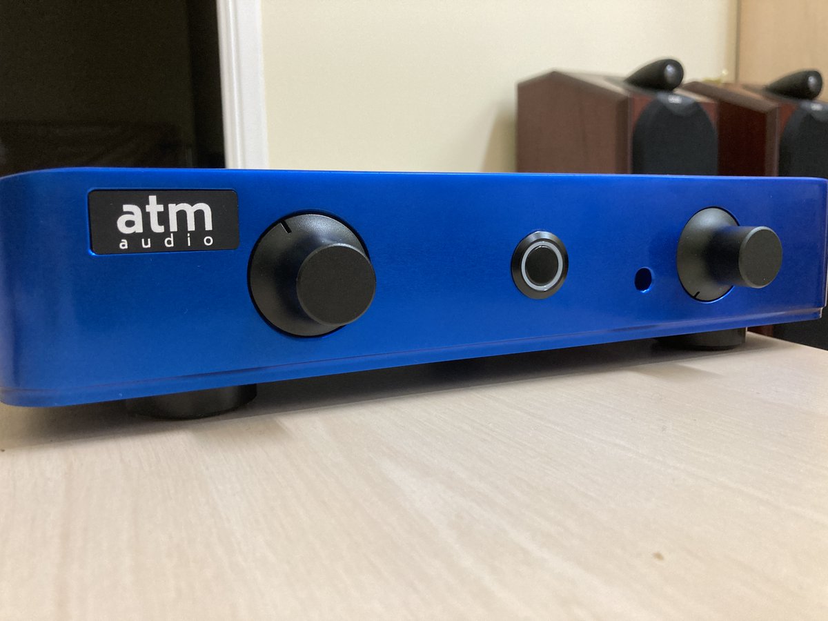 atm_audio's tweet image. Class A analogue preamplifier Llebeig-A in blue/black
atm-audio.com/preamplifier/
 #highendaudio #atmaudio #hifi #hifiaudio #highendsystems #amplifier #highendsound #highend #preamp