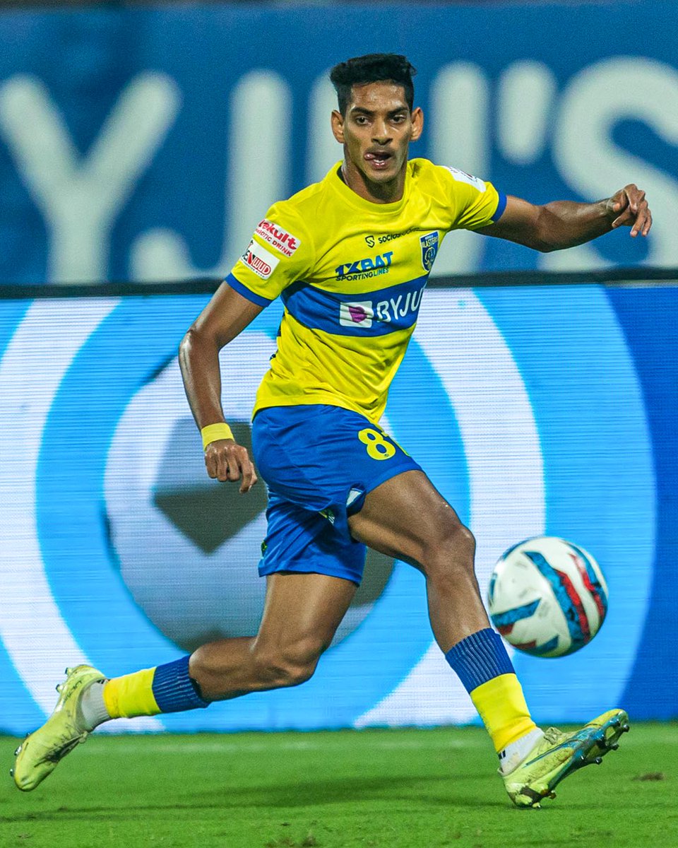 IndSuperLeague's tweet photo. A 🔝 performance on his first start for @KeralaBlasters, @brycemiranda23 is living his dream! ⭐

#LetsFootball #KeralaBlasters #BryceMiranda https://t.co/FbcaaUvIbz
