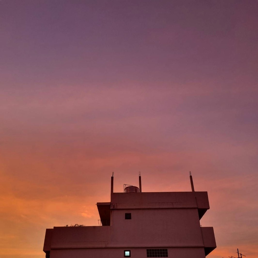 เป็นช่วงที่ฟ้ากลับมามีสีสัน
และตัวฉันได้กลับมาเป็นตัวเอง