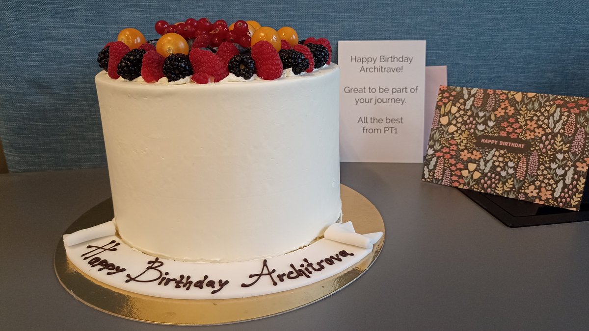 🥳 Wow, thanks @PropTech1 for helping us celebrate our 10-year anniversary with this incredible cake!

Now just to cut it into 100+ slices for all the hungry Architravers...