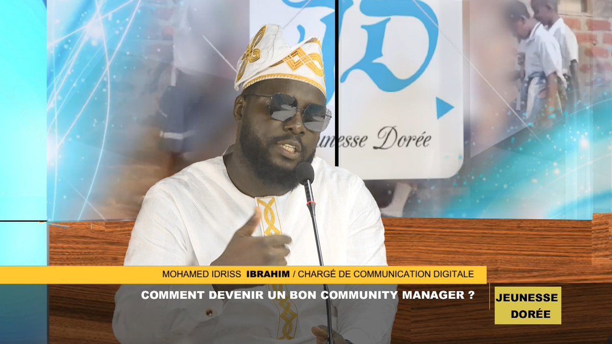 AtmanBOUBA's tweet photo. Que fait réellement un #CommunityManager? J'ai reçu @Moh_TheCM sur le sujet sur #KiffNumerik Il est revenu également sur le #ModeAvion de la #SMR. Rendez-vous demain mardi à 15h30 sur @etelelive, position 275 sur #CanalplusBenin.
🆎 #AtBOUBA #JDoreeBJ #HistoireTICs #wasexo https://t.co/im5aYUJgOB