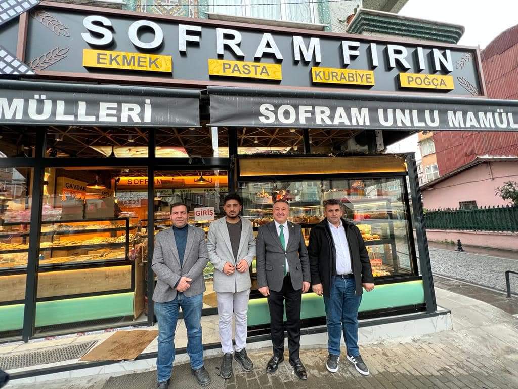 haciozkan33's tweet photo. 📍 #İSTANBUL/#FATİH
#Özkanlar Fırın İşletmecisi Yeğenim Adil Özkan ile birlikte #Sofram Fırın ve Unlu Mamülleri İşletme Sahibi yeğenim, Özcan Özkan’ı ziyaret ettik.
Nazik misafirperverliklerinden dolayı teşekkür ediyor, bereketli kazançlar diliyorum.
@Akparti
#Mersin https://t.co/LquLNJk9pu
