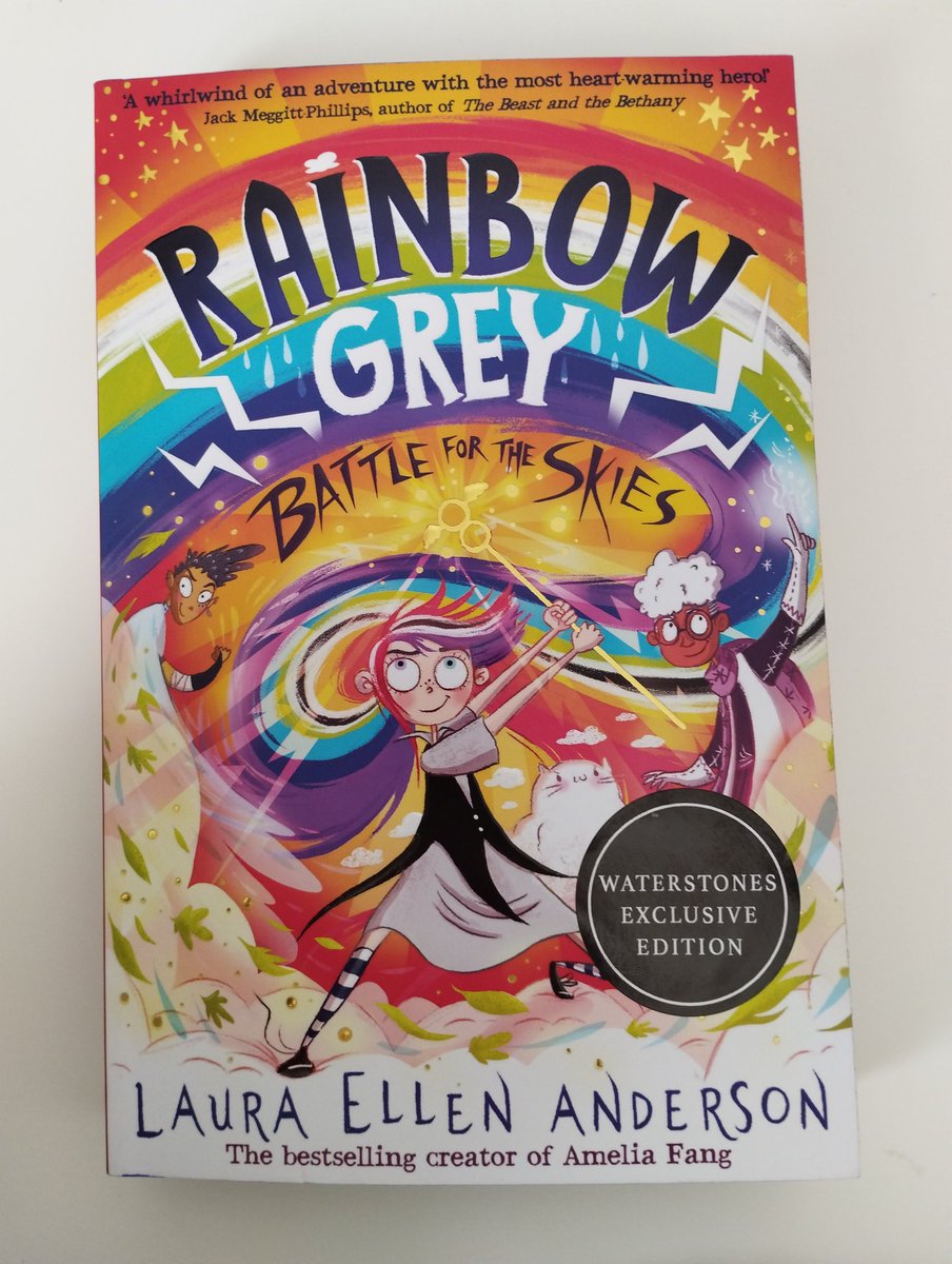 dillybugdj's tweet photo. Look what's just arrived!!!! Can't wait for my daughter to get home tonight so we can read Grey's latest and last adventure 🌈🌻 @Lillustrator https://t.co/kzHep5BtuX