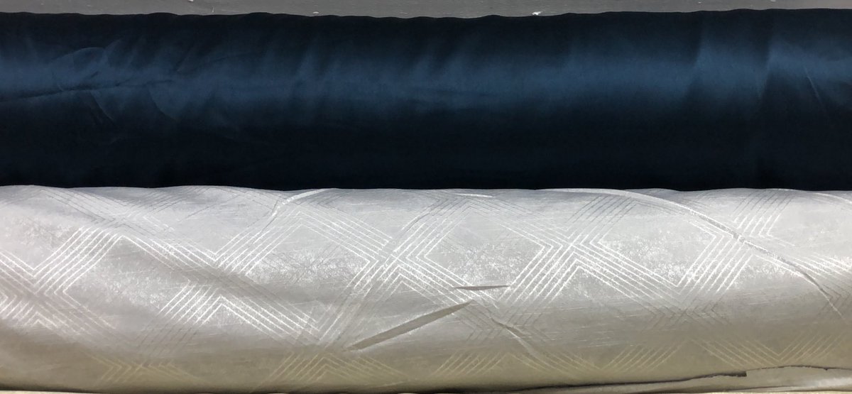 PlatinumPlus411's tweet photo. Lush fabrics for your curtains. 😍😍
#NoFilter #PlatinumTouchInteriors https://t.co/2Hs6k07IVr