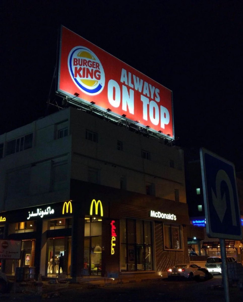 9oclockmedia's tweet photo. A marketing move from Burger King
#Madonalds #burgerking https://t.co/fDJAGYxSE9