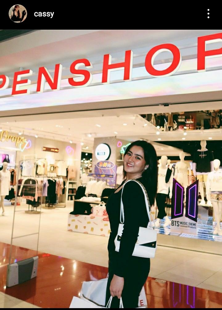 cassren_mav's tweet photo. Cass bat daw nauna ka sa penshoppe store di mo sinama si  d hahahahaha😂😂

@LegaspiCassy  @Espanto2001 
#CassyLegaspi #DARREN
#CassRen https://t.co/ibgP5Luhwx