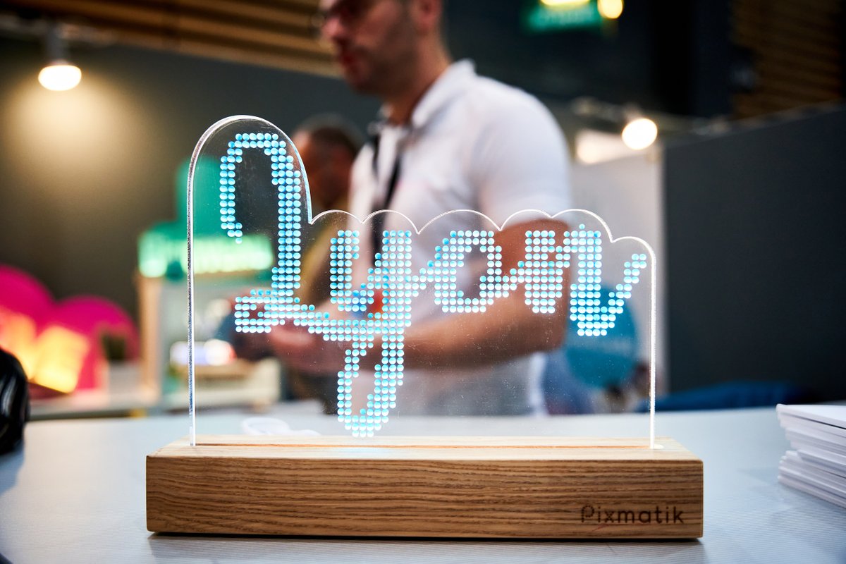 Salon_CTCO's tweet photo. 🎉 Le salon #CTCO2023 ouvre ses portes demain, 9h30 à Eurexpo Lyon (Halls 2 & 3) !
Visitez la 15ème édition du salon B2B de l'objet publicitaire et du textile promotionnel.
300 exposants, 25 conférences & animations
📆 31 janv.-2 Fév. 2023 #Lyon
🎟️ https://t.co/eFcvk3V4gN https://t.co/FTyRjlQkFt