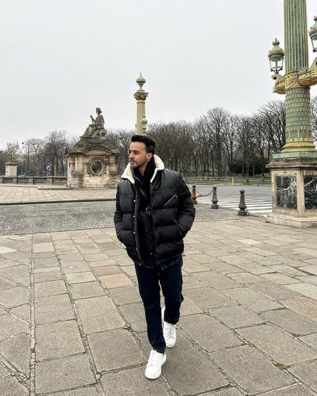 LuisFonsi81's tweet photo. https://t.co/L8Wcl5bAIm