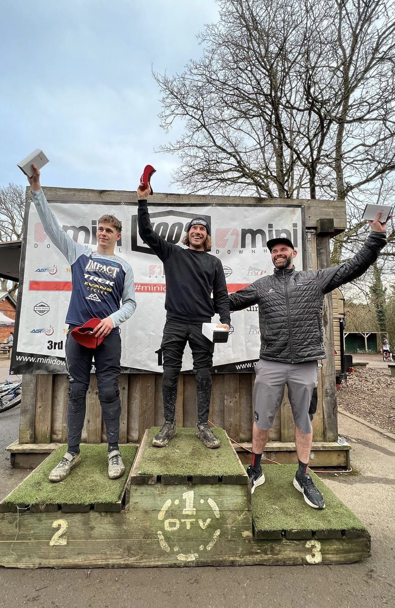 Ben Deakin tweet media