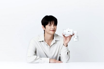 JungFrancesca's tweet photo. New product : The water purifier will soon complete product certification and prepare for official sales
#SynoTexMask #SynoTex 
https://t.co/HBZ9GVOGjD…
#SeoInGuk #ソイングク #서인국 https://t.co/doqHMajpON