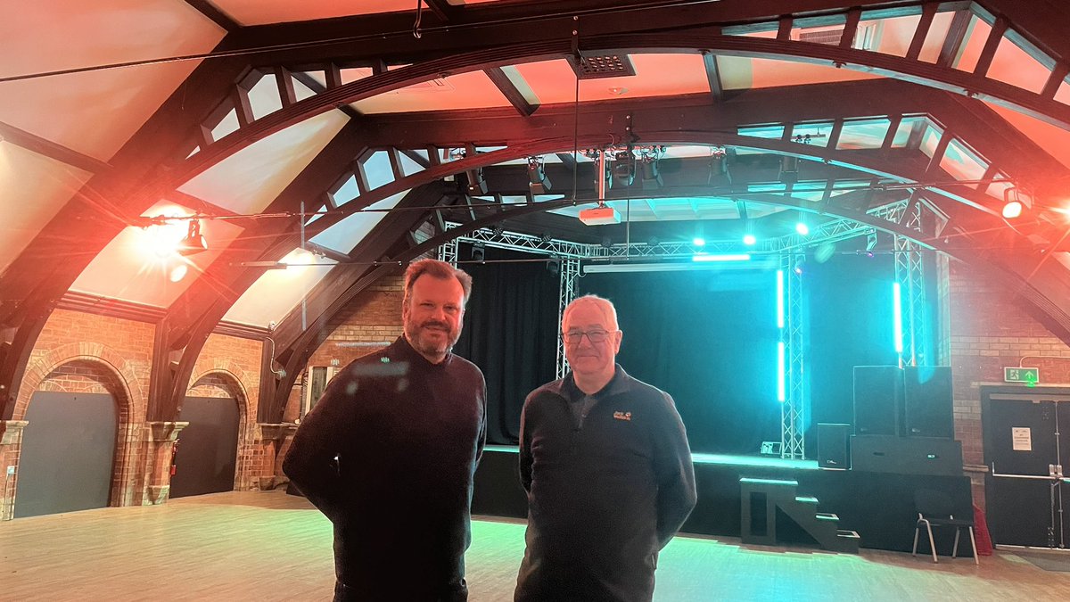 AuntieMongo's tweet photo. What a warm welcome @DocksAcademy in Grimsby this morning. I’m with owner Will and Bob who volunteers at regular “Open House” sessions here. We are celebrating #IVW23 and chatting about why venues like this are vital to our communities and the music industry @RadioHumberside https://t.co/q9s2BmeFwg