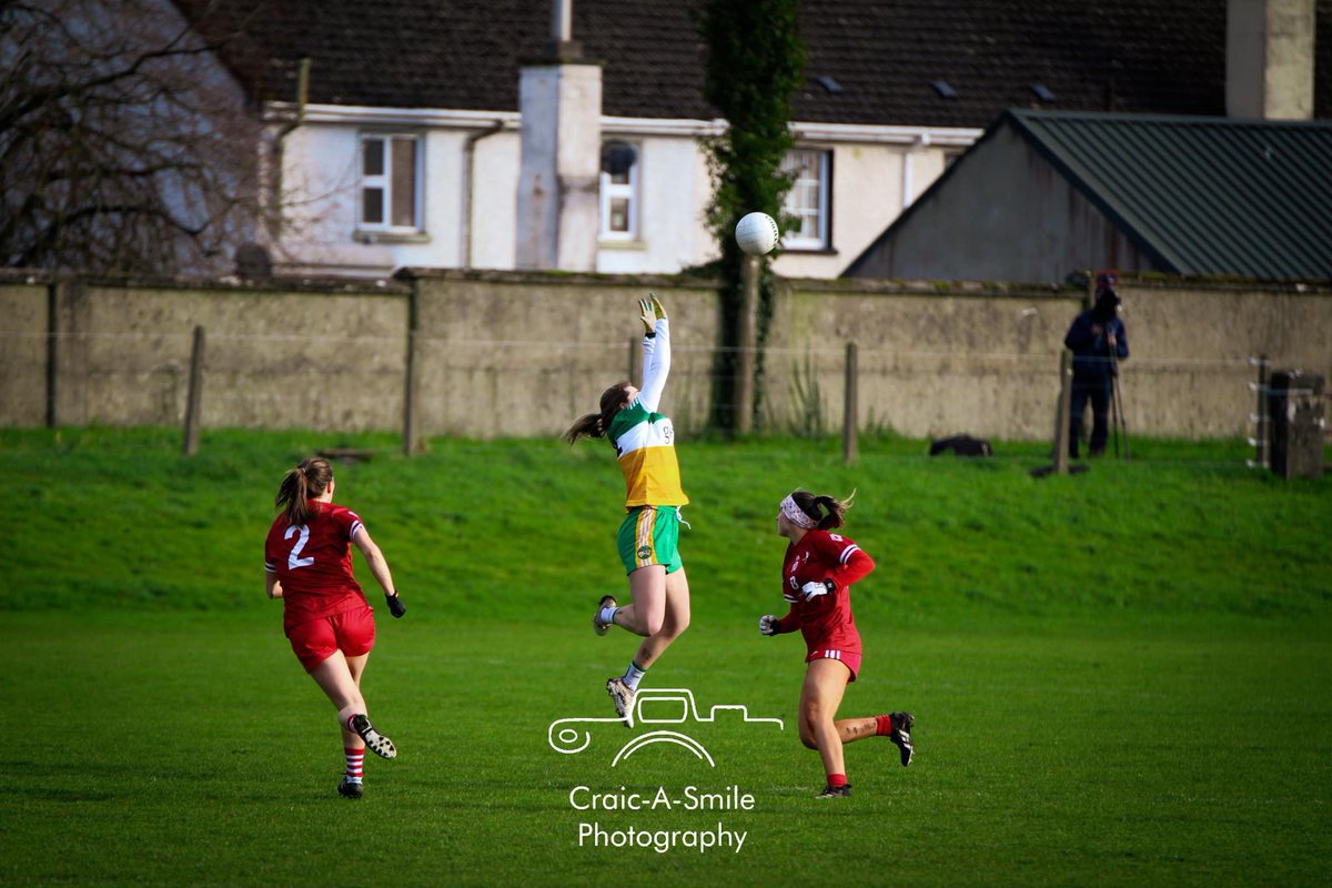 susanocon85's tweet photo. Photos from yesterdays round 2 division 3 match between @OffalyLGFA &amp; @LouthLGFA..
Full album on our Facebook page

https://t.co/1JGD8WNdDJ

@LeinsterLGFA 
@LadiesFootball https://t.co/xIoZEQHDml