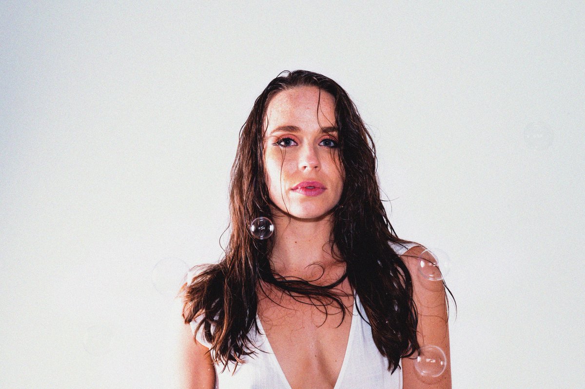 Miss Chatelaine JOY tweet media