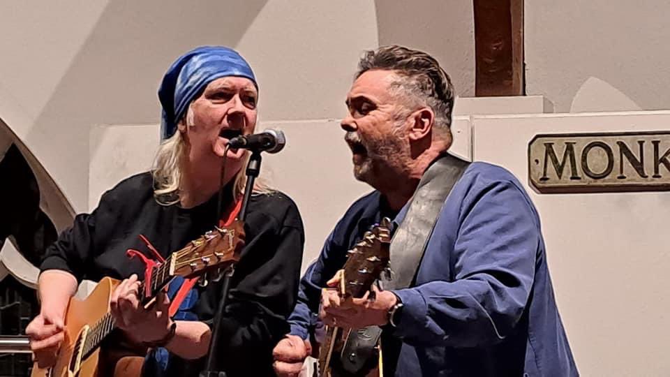 Thanks to those lovely folks in Aberdare for welcoming me home. Nigel Evans had even sources me a genuine street sign from my childhood home! #Aberdare #folk #roots #americana #music