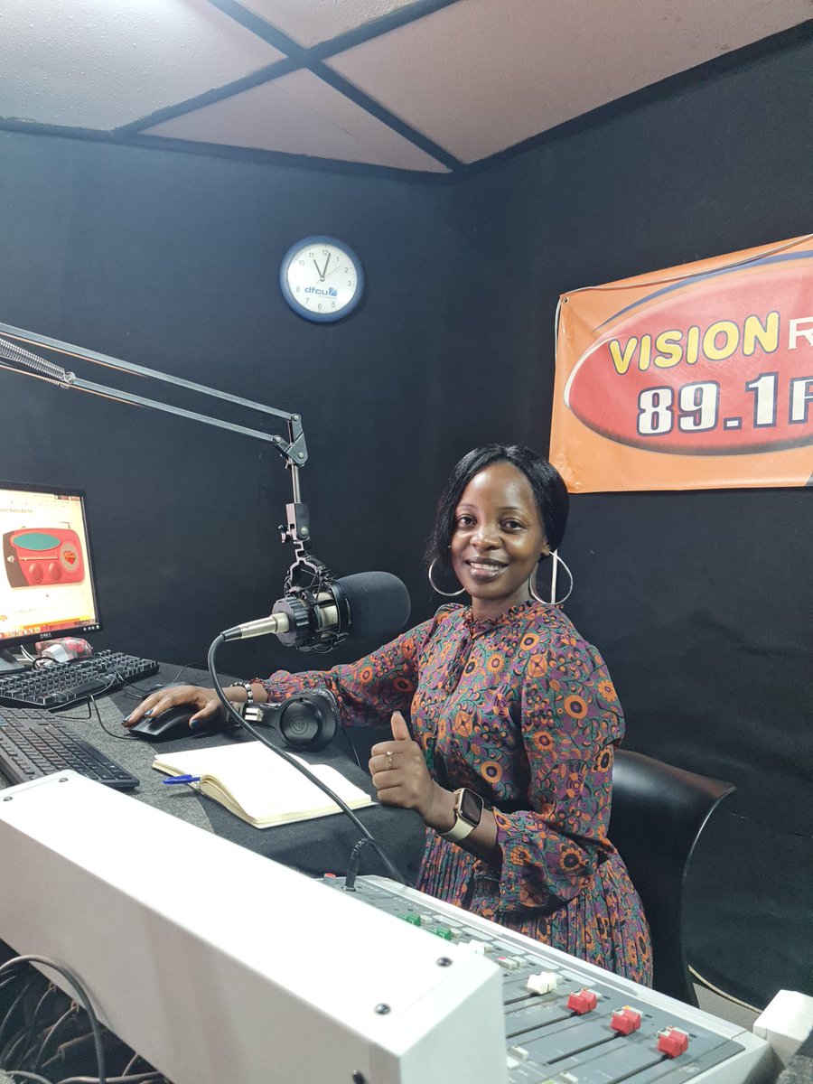 visionradio891's tweet photo. Welcome To Anew Week On Your Favorite Show #VisionBase with @RoseBatunga91
On Your Radio 📻
#IssueOfTheDay:What Makes One Think He's or She's Old Enough To Get Married?
#VisionRadioFeelGoodIts2023 https://t.co/BLtlp9CcpI