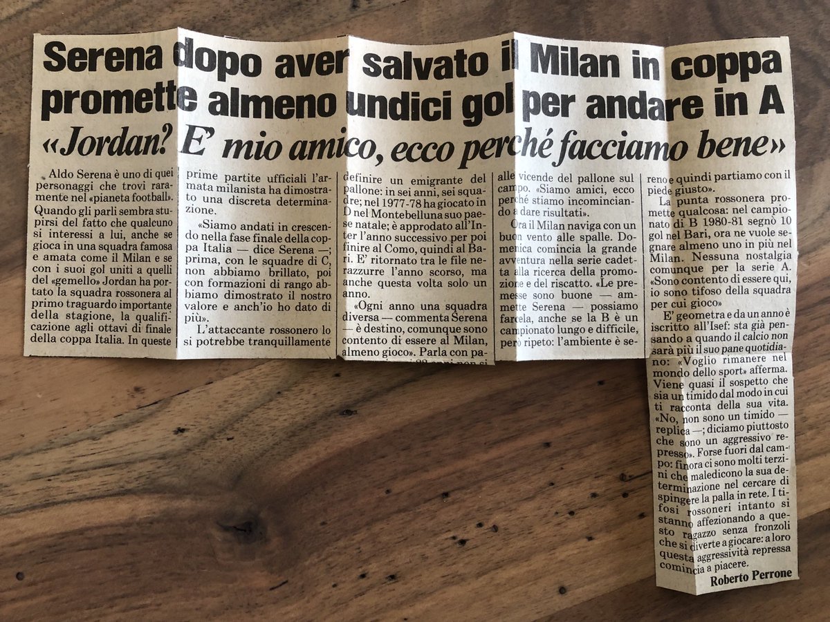 Aldito11's tweet photo. Un anno fa avevo trovato questo segnalibro e te lo avevo mandato.Da lì erano intercorse varie telefonate sui tempi che furono. Non sapevo della tua malattia,eri una persona singolare,a volte spigolosa, intelligente.Che brutta notizia oggi nell’aprire il giornale. #RobertoPerrone https://t.co/YcWa0sJYrS