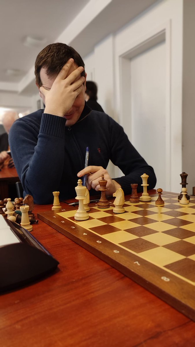 gmsolver's tweet photo. When a GM fails to solve studies 🤦‍♂️ #Chess #chesssolving https://t.co/5P5lzfOWG3