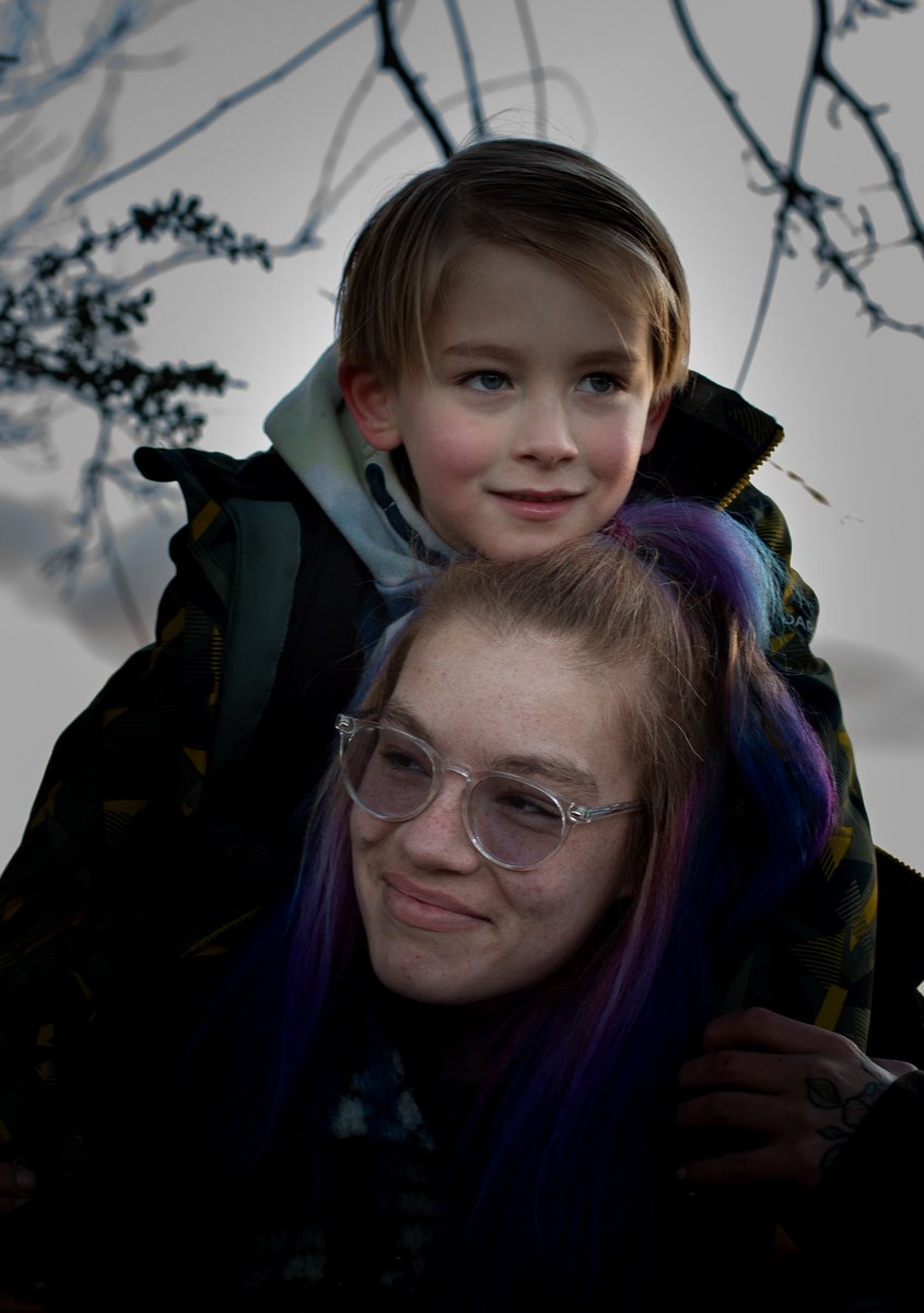 Eskipix1's tweet photo. @VisualsbySauter Daughter and grandson https://t.co/MLnbtnVbDF
