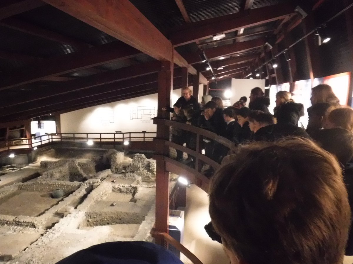 SuttonValencePrimary tweet media