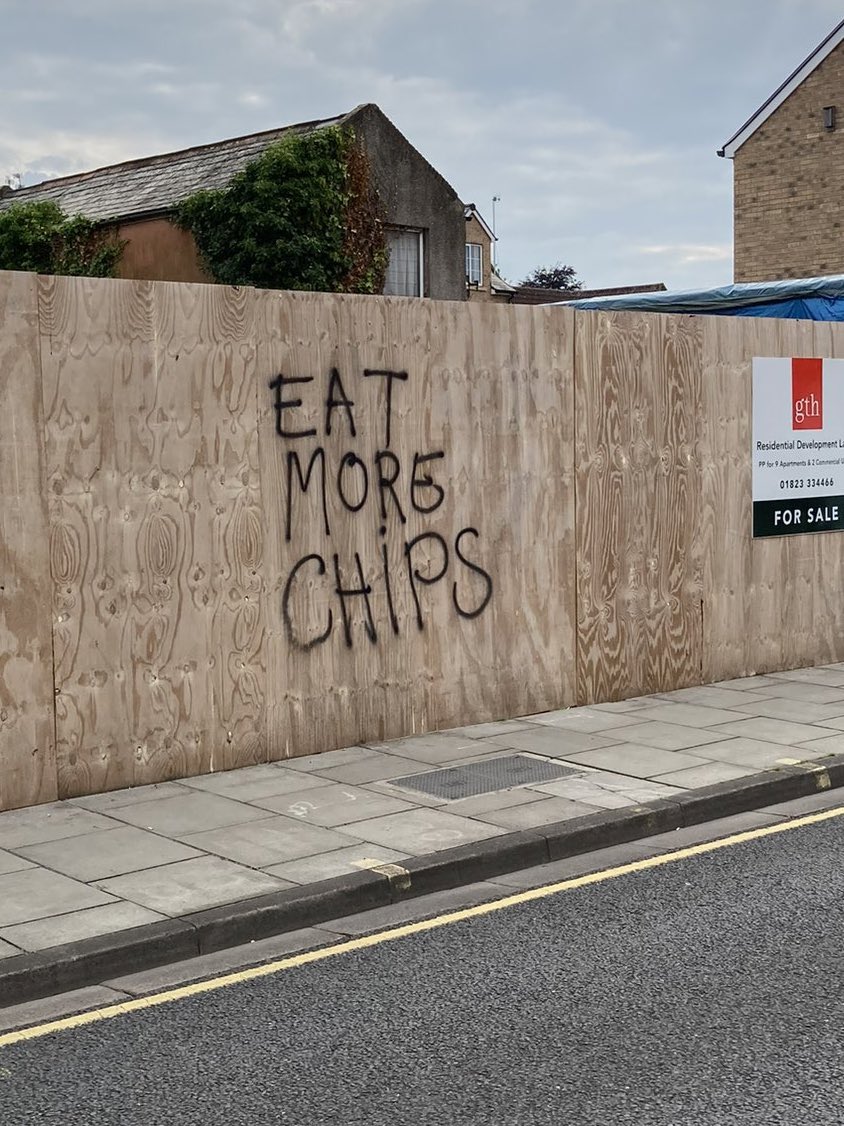 NoContextBrits's tweet photo. I love motivational graffiti. https://t.co/oGOnTzHJry