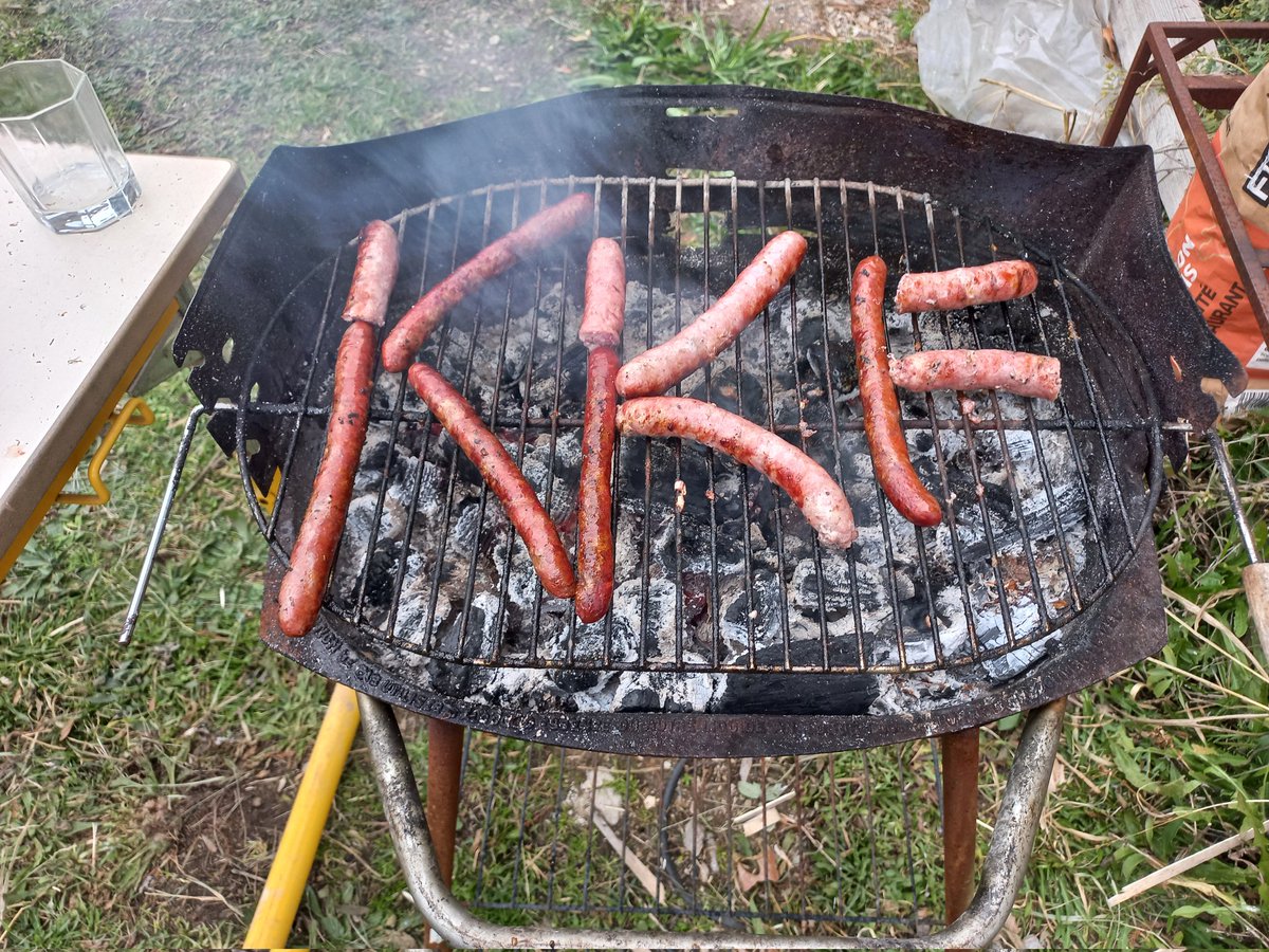 MrNutz / F4HJA tweet media