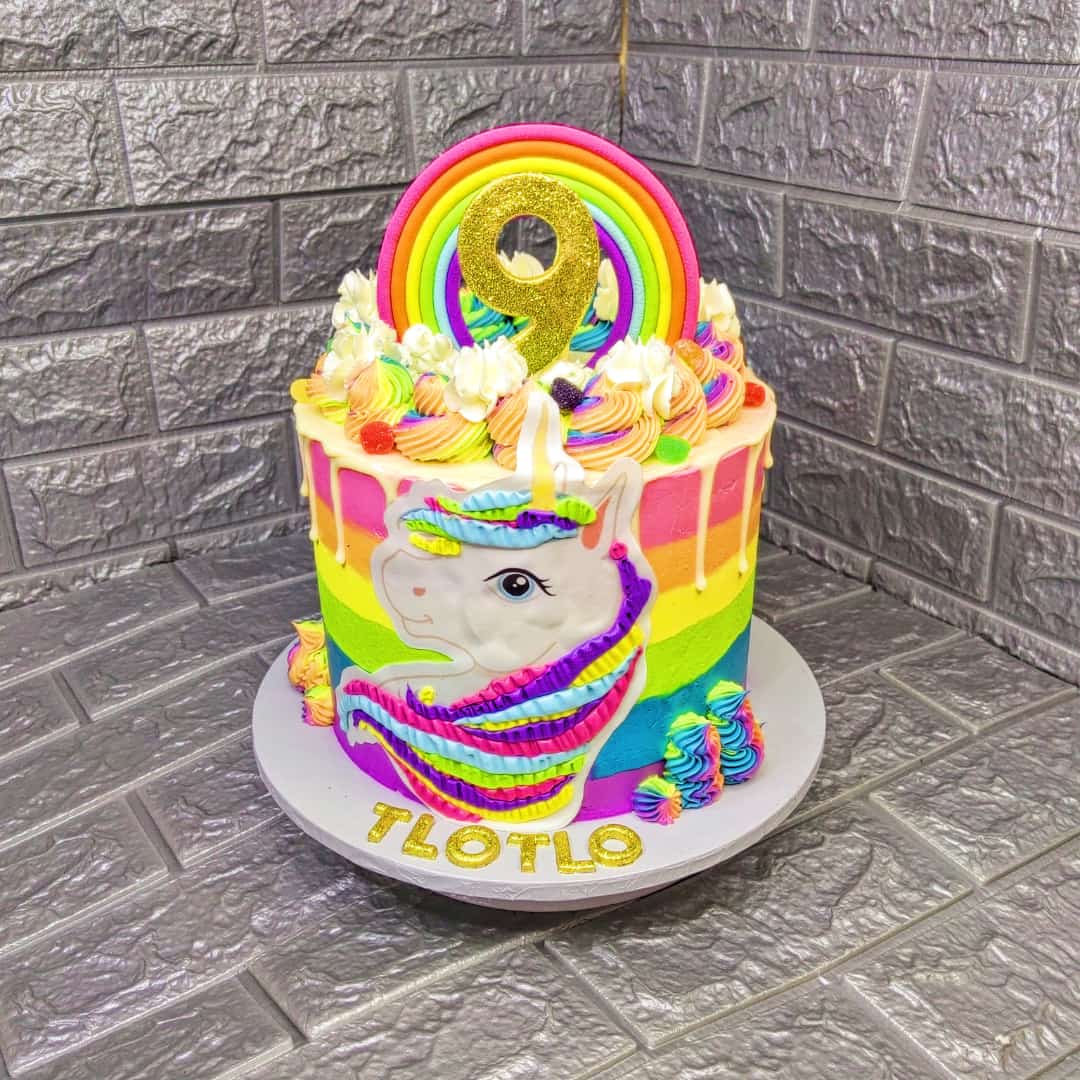 Unicorn x Rainbow Cake