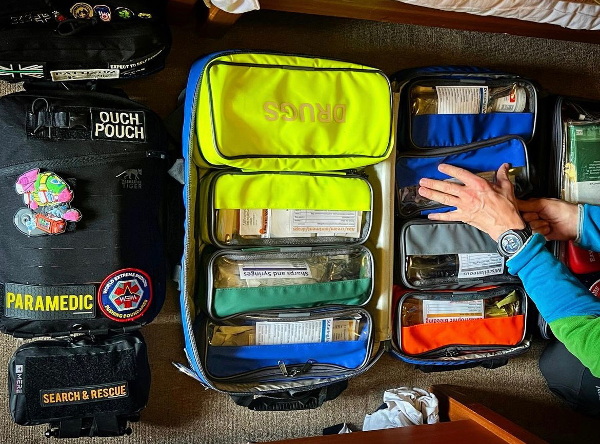 OHProducts's tweet photo. We love seeing you complete your Kit Checks! ✅

Thank you to @jcxplore for this photo of their Kit Check ready for the mountains! ⛰️

#KitCheck #OH #OHProducts https://t.co/VtTGnKht7G