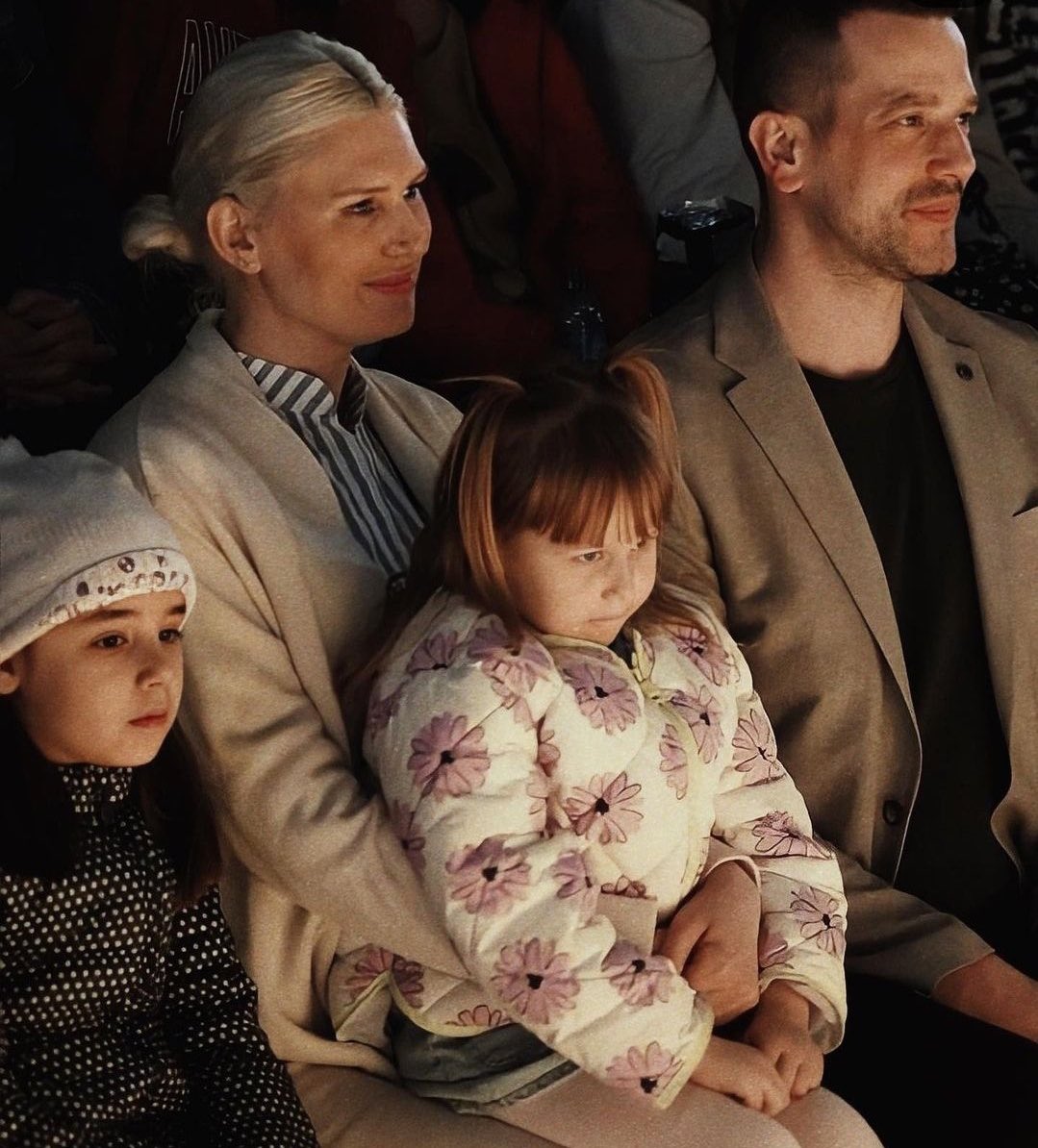 Bilecik belediye başkan vekilinin ailesine bakın yabancı dizilerden fırlamış gibiler…