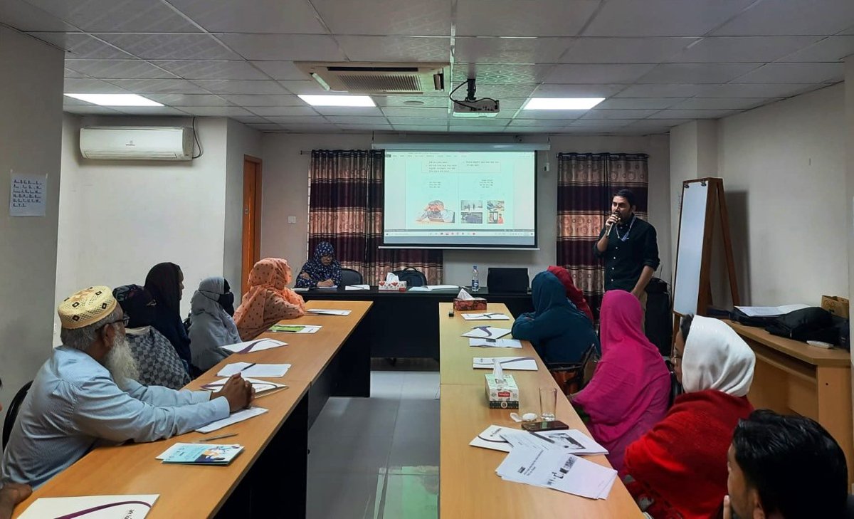 DiaDeM_BD's tweet photo. Ashraful Alam Anas of BADAS-CHRI conducting a sharing and feedback session of DiaDeM intervention materials with CAP members organized by @arkfoundation1 in Dhaka yesterday. @DiaDeM_NIHR https://t.co/aeWPQPatHi