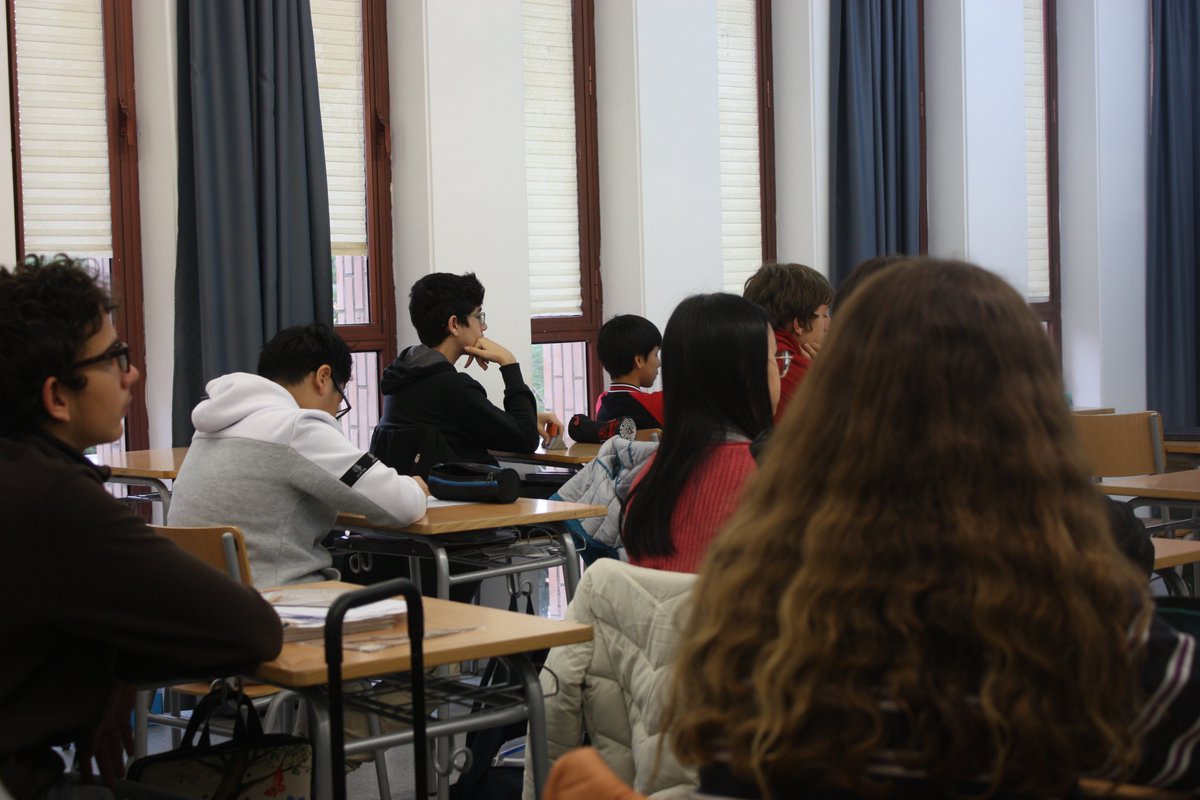 🗓 Avui commemorem el Dia Escolar de la No-violència i la Pau ☮️

🗣️ Amb motiu d'aquesta jornada estarem fent xerrades a escoles sobre Cultura de Pau 🕊️