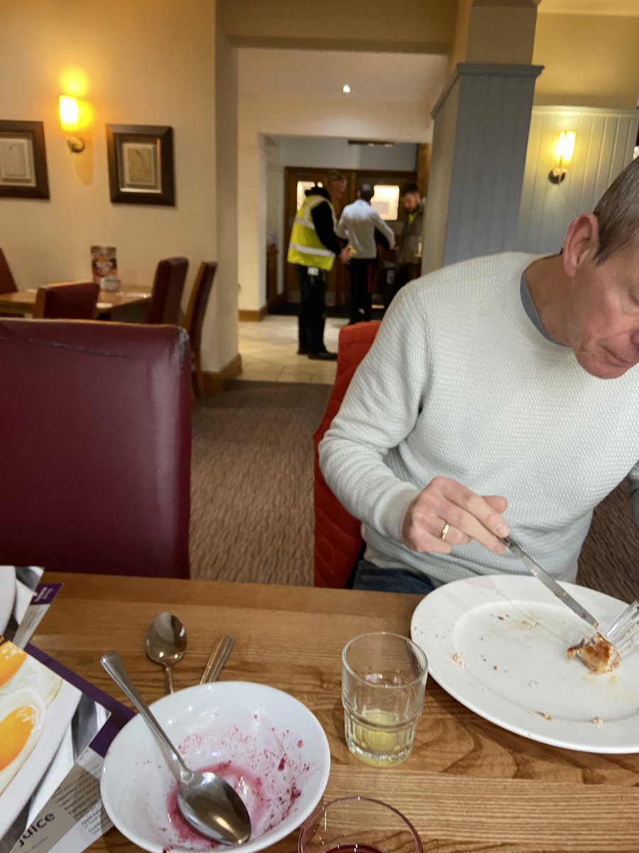 MJTT55's tweet photo. ⁩Not very hygenic sharing breakfast with the building works going on ⁦@premierinn⁩ https://t.co/BQKrzKatGi