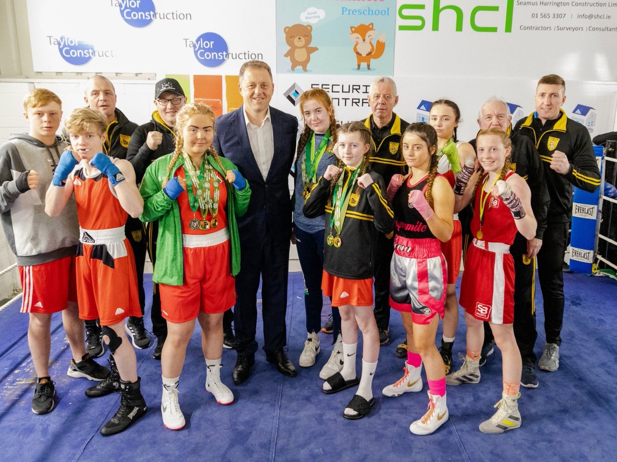 ThomasByrneTD's tweet image. I was delighted to visit @DunboyneBoxing to see incredibly talented young boxers. 

The club is making great progress with boxers competiting at the highest levels. 

As local TD and Sports Minister, I want to see grassroots sports provided with every opportunity to flourish.