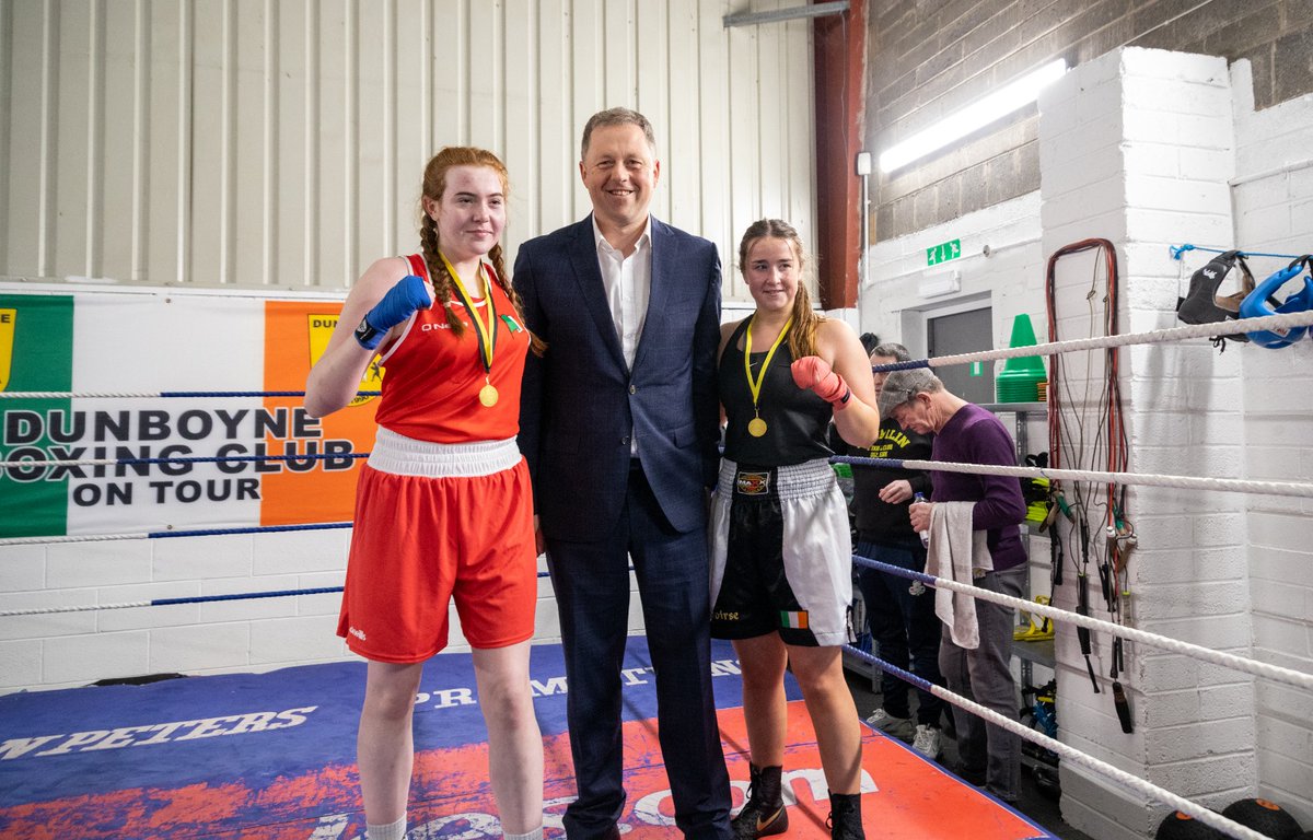 ThomasByrneTD's tweet image. I was delighted to visit @DunboyneBoxing to see incredibly talented young boxers. 

The club is making great progress with boxers competiting at the highest levels. 

As local TD and Sports Minister, I want to see grassroots sports provided with every opportunity to flourish.