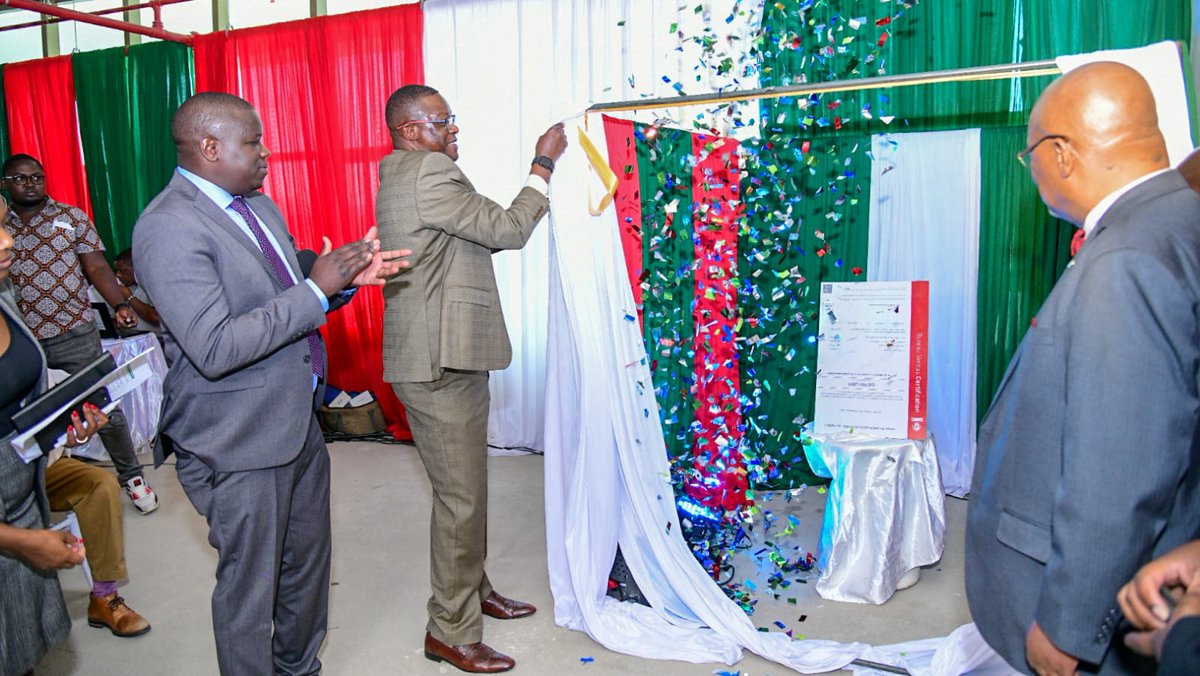 MigosiAmbrose's tweet photo. ICT CS @EliudOwalo has today officially opened the Konza Technopolis Investors’ Conference, at Konza City.
He assured all potential investors that the  Government will ensure that you get good returns on your investment.
@ICTAuthorityKE @MoICTKenya 
#DigitalPlan https://t.co/4Hnb2ct9xB