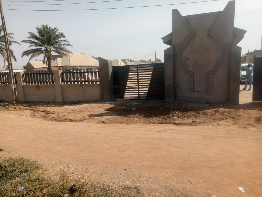 KSDPCLtd's tweet photo. #OngoingProject
Malali Car Park Site, Malali, Kaduna State meant to serve the Malali Neighbourhood Market and its environs, Malali, Kaduna State
#RealEstate #CarPark #PropertyDevelopment #KadunaState #KSDPC https://t.co/iAFvoqQxUg