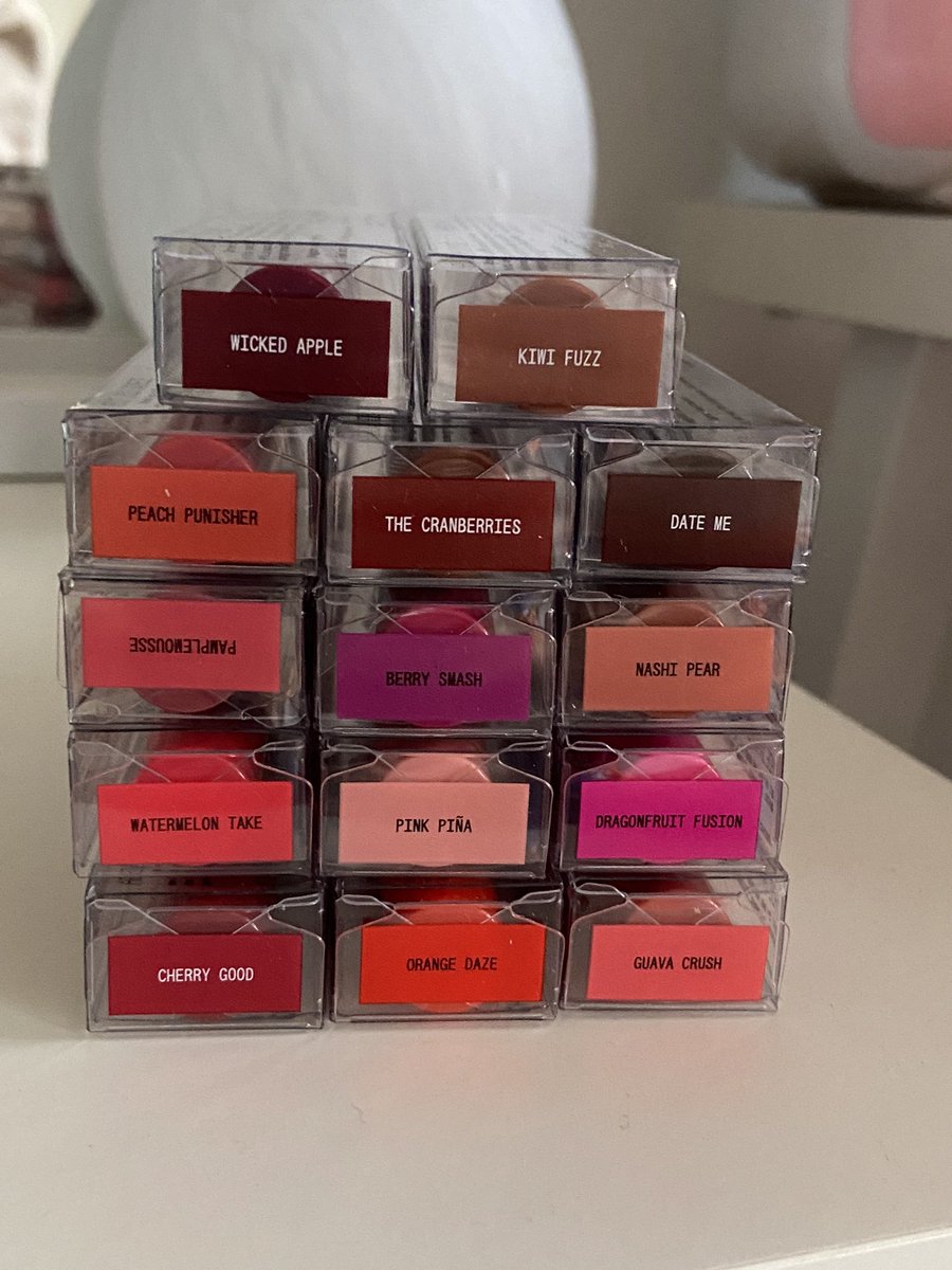 lollymc12's tweet photo. Guess what finally came 😍😍 @aboutfacebeauty https://t.co/azlqOPrRZ8