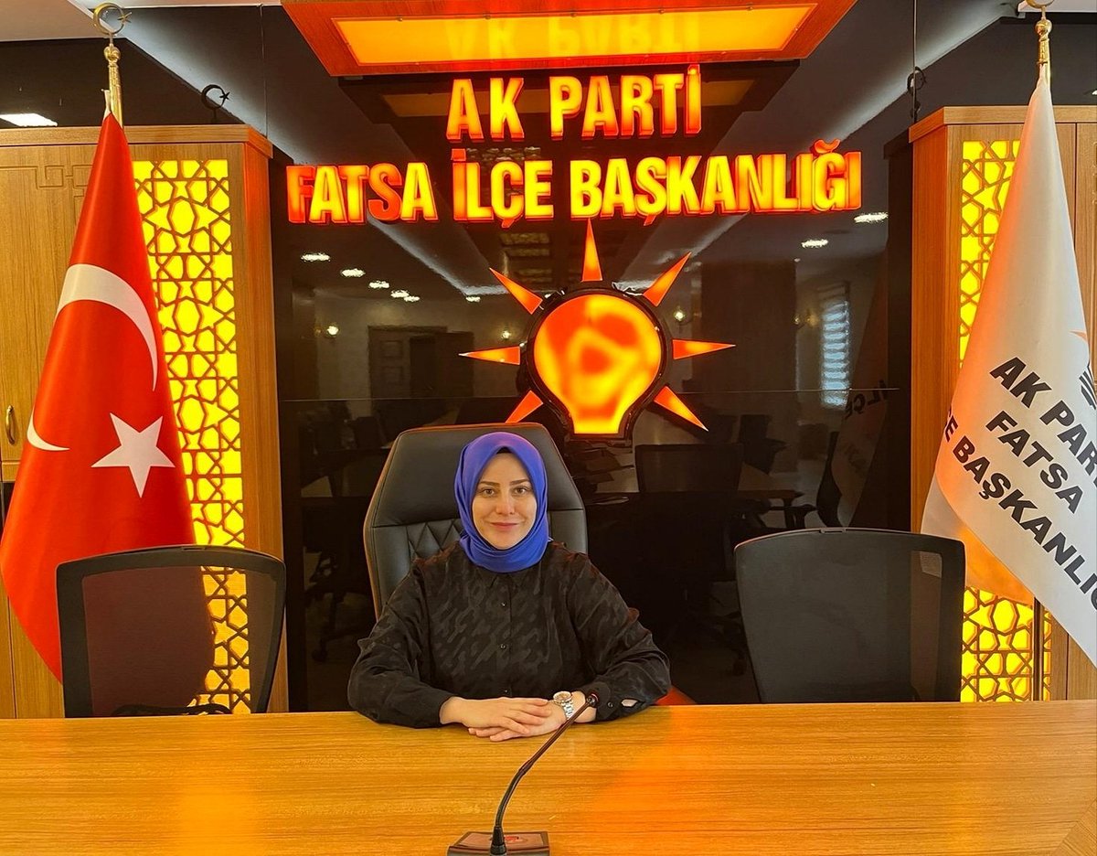 Bugün AK Parti Fatsa İlçe Kadın Kolları Teşkilat Nöbetçimiz;
Tanıtım Medya Başkanı
Sn. Kübra Yılmaz 
⏱ 11:00 - 16:00 
Soru, görüş ve önerileriniz için; 
📌 AK Parti Fatsa İlçe Başkanlığı
☎ 0452 424 00 39
#AkNöbet

İyi nöbetler diliyoruz.