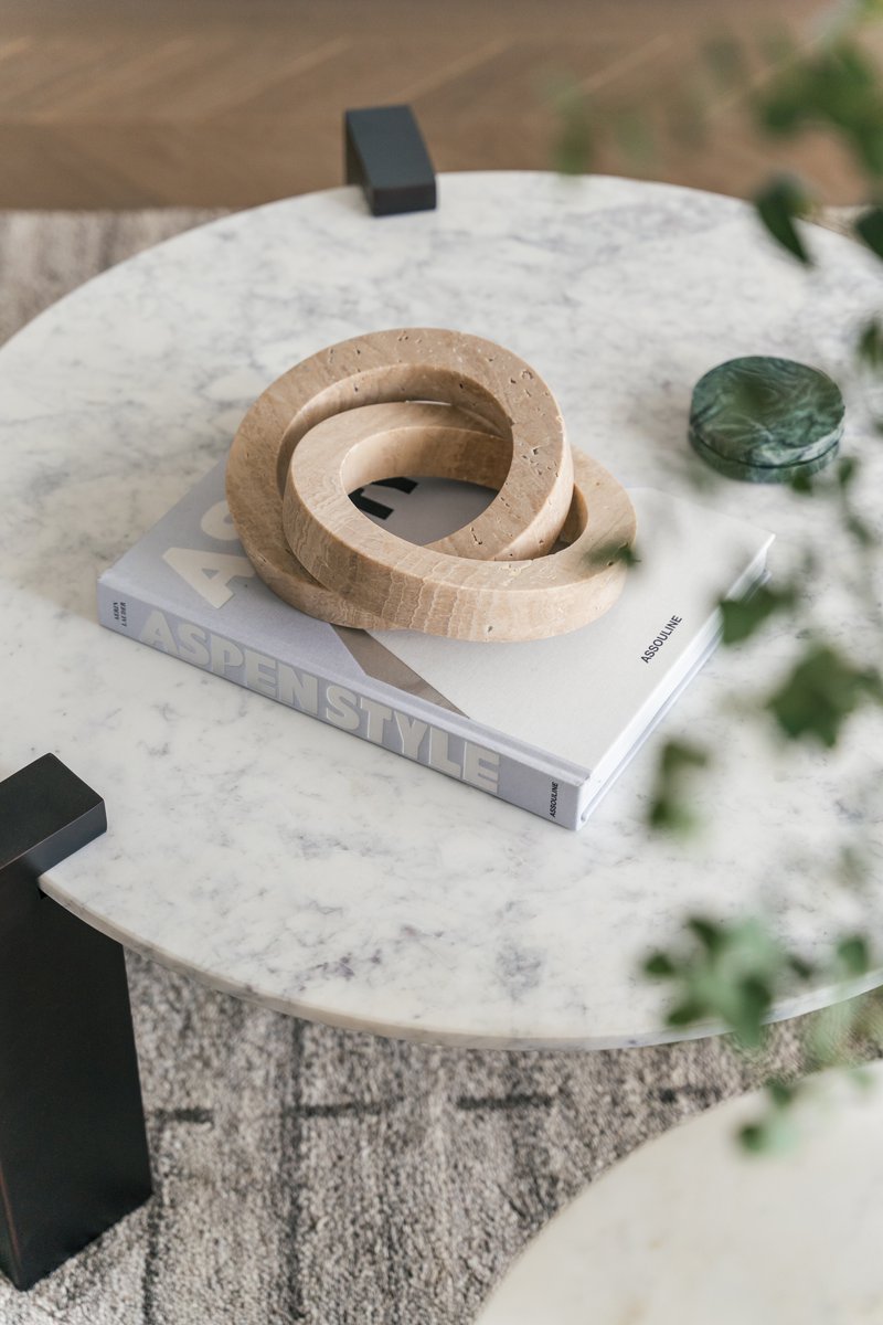 alondoninterior's tweet photo. Just a subtle hint of what's to come with https://t.co/VIfNPDGXWg's latest show home projects🤩

@regal_london 

📸 @tom__allport https://t.co/4k95jEkhxr