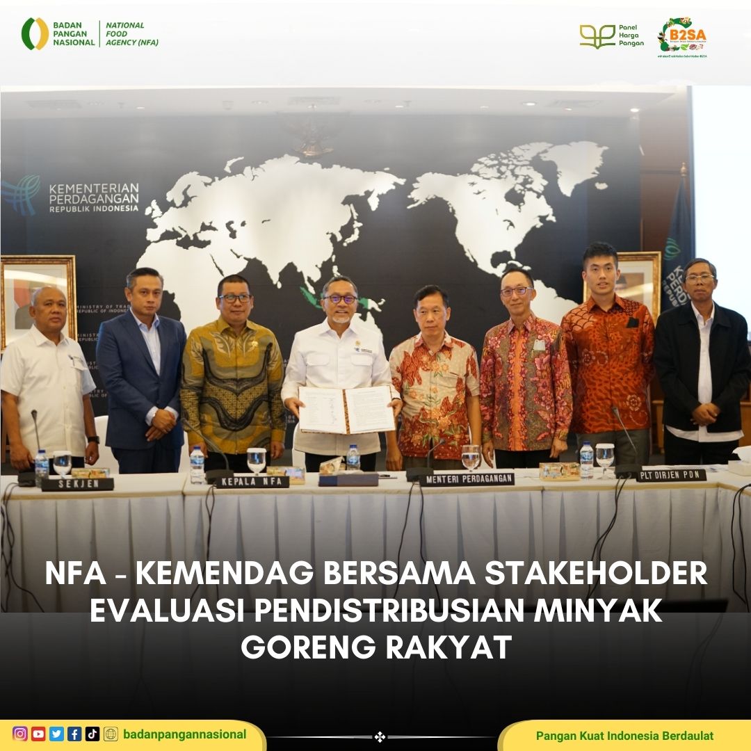 BadanPangan's tweet photo. Kepala NFA bersama Menteri Perdagangan lakukan evaluasi pendistribusian minyak goreng rakyat (30/1).
@Kemendag
#SinergiPangan #StabilisasiHarga #Migor https://t.co/hn02AaFf3p