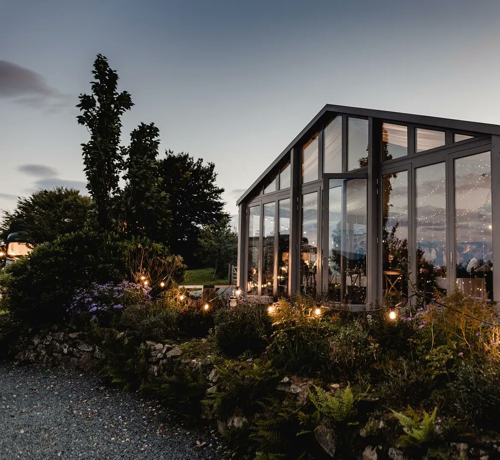 W_W_WeddingBlog's tweet photo. ad Trevenna - Surrounded by beautiful Cornish countryside, Trevennaโs wooden farm gates, green meadows and leafy lanes lead to the perfect location for your Cornish wedding https://t.co/PysfkIRElw
#cornwallweddingvenue #cornwallwedding https://t.co/cma9wlfzQm