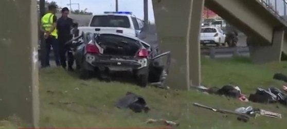 FORDPASION1's tweet image. ⚠️⚠️ATENTI, ATEEENTIIII!!!⚠️⚠️Accidente fatal en #ElPato; dos muertos 🚧 Un vehículo impactó contra una columna Un joven de 19 años sobrevivió y habría dicho "Mi papá se quedó dormido"... Precaución y mucha paciencia 🙏🏼