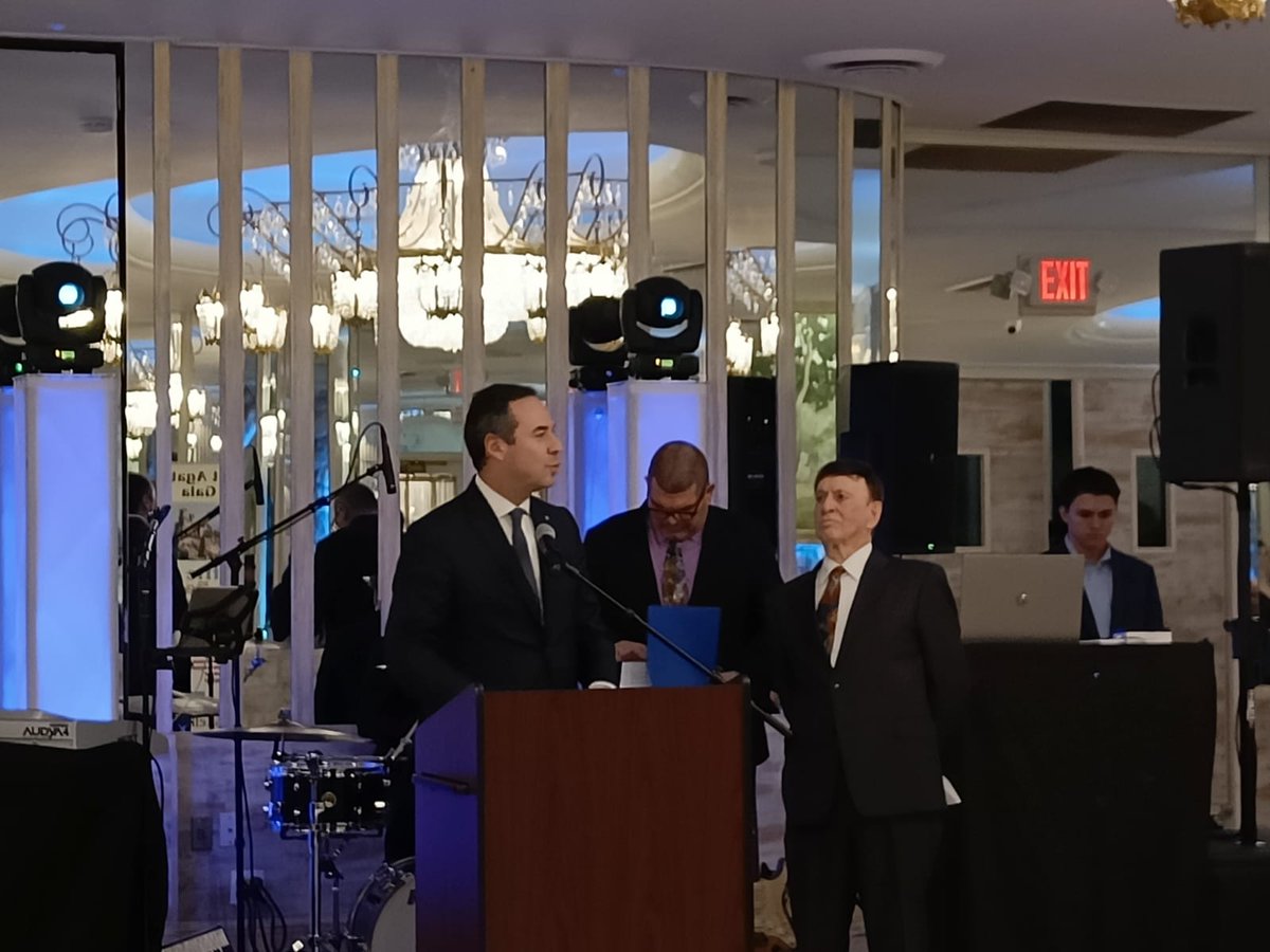 🇸🇲 🇺🇸| La Reggenza e i Segretari di Stato per gli Affari Esteri e per il Lavoro partecipano alle Celebrazioni dell'88° anniversario di fondazione della Fratellanza dei cittadini sammarinesi a New York

📎 Leggi l'intero comunicato stampa: cutt.ly/q9PHTaa