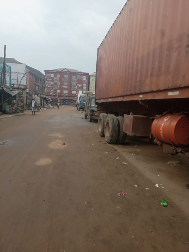 Daboos0's tweet photo. 30th Jan. 2023 Biafrans are just doing the needful right now in Biafra Nation! Sit @home for #MNKFREEDOM ongoing in Abia province of Biafra nation is 100%. @UN @StateDept @10DowningStreet @declassifiedUK @cnni @BBCBreaking @AlJazeeraWorld @todaynewsafrica https://t.co/9lQeDYu5WV