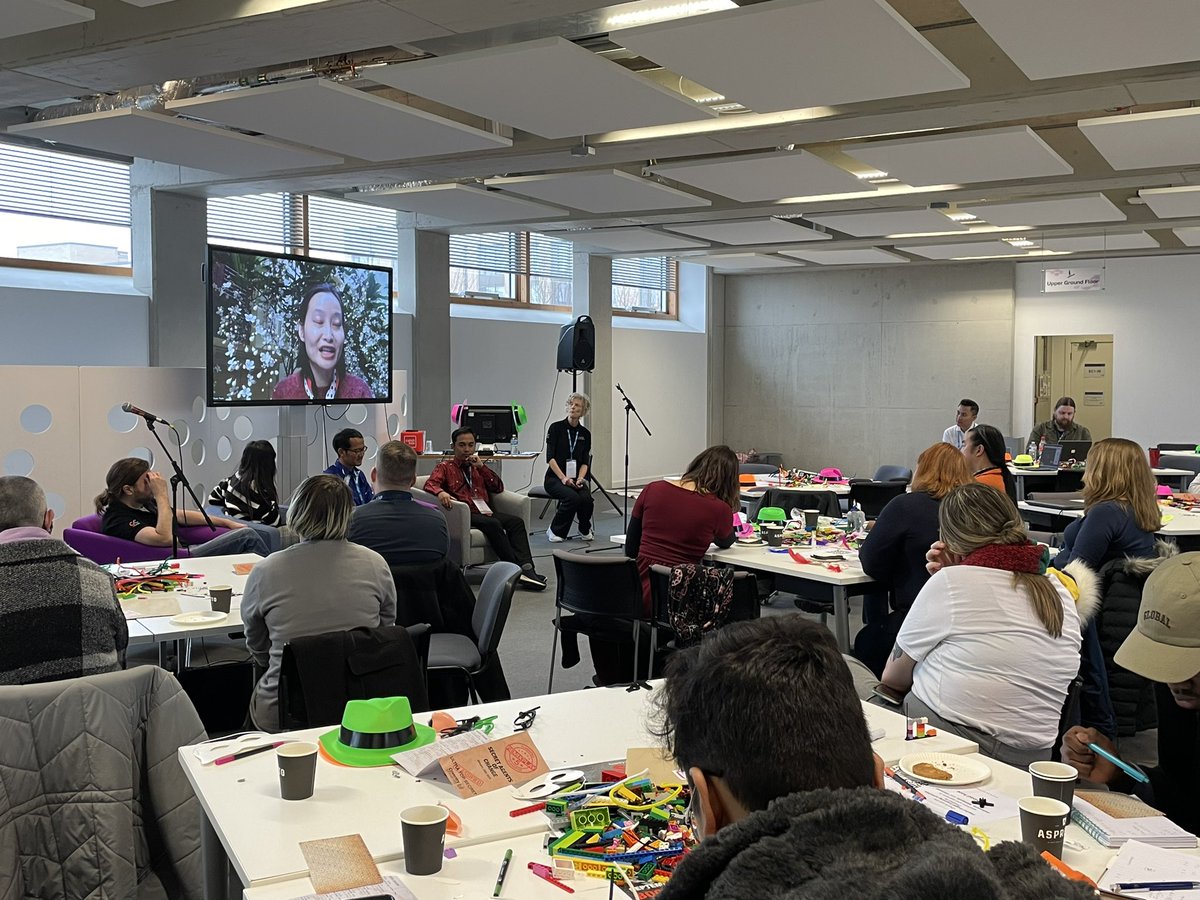 alexmasters's tweet photo. Great times last week at the @GChangers #RemixPlay5 event, discussing how we can be positive agents of change within our communities, with plenty of inspiration from our @gcrf_aces project partners in Malaysia, Indonesia, and Vietnam!

#PlayfulLearning #FrugalEducation #GChangers https://t.co/rC8YQUR7Kn