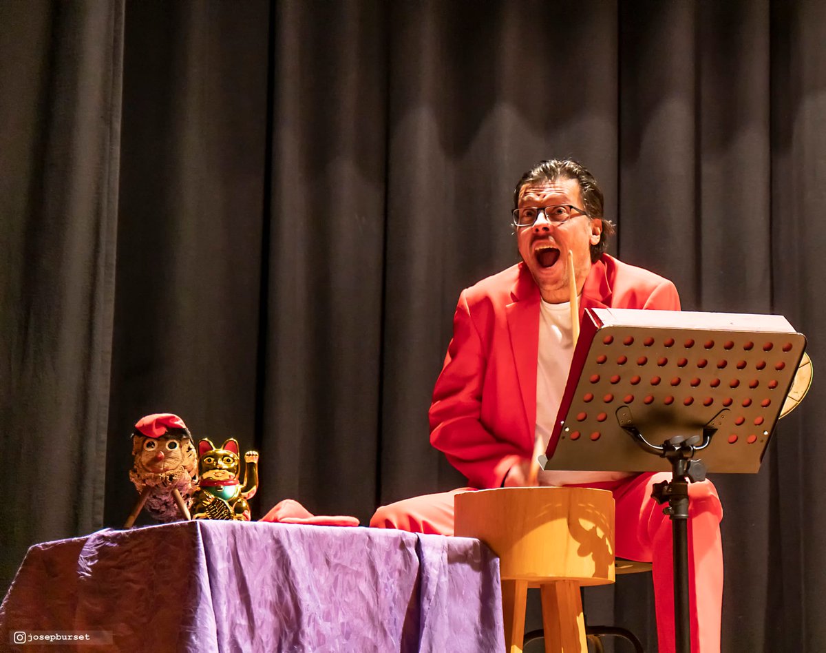 Records d'una tarda genial amb la <a href="/3tenori/">Il.luminati 'TENORS' i 'quasiOPERA'</a> i el seu espectacle "Quasi Òpera" al Teatre El Casal d'Amer.

📷 <a href="/JosepBurset/">Josep Burset ll*ll 🏴󠁧󠁢󠁥󠁮󠁧󠁿</a>