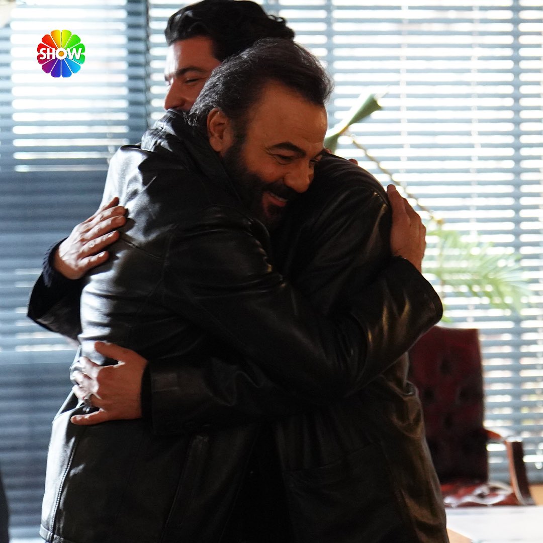 Bugün günlerden #Sipahi💥 

Final bölümümüzle bu akşam @showtv’de buluşuyoruz.📍