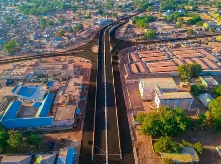 basakkwace001's tweet photo. Alhamdulilla wannan photon da kuke gani ba Dubai bace Sokoto ce ta dauki haske. governor @AWTambuwal  sakkwatawa na godiya 🙏💓 https://t.co/Agh6N1TQOW