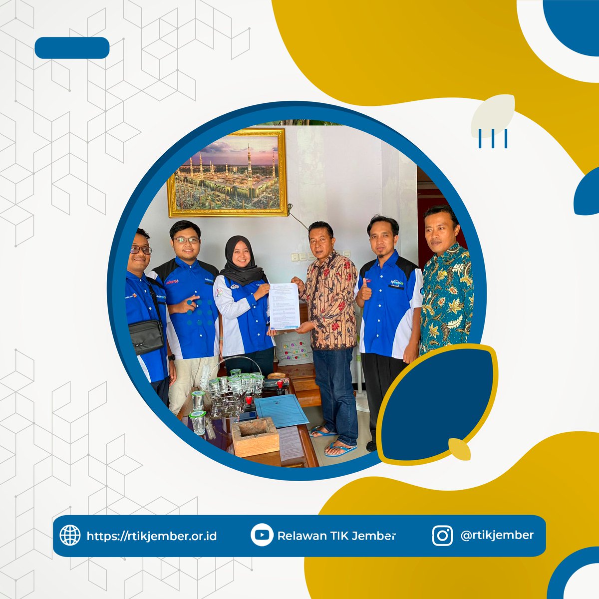 rtikjember's tweet image. Hai Sobat RTIK, gimana kabar nya? Kalian tau ga? Kalau RTIK punya program Desa Digital, nah kali ini RTIK Jember melakukan MOU dengan beberapa desa yang ada di Kabupaten Jember, salah satunya di Desa Bangsalsari. 

#rtikjember #desadigital #banggajadirelawantik
