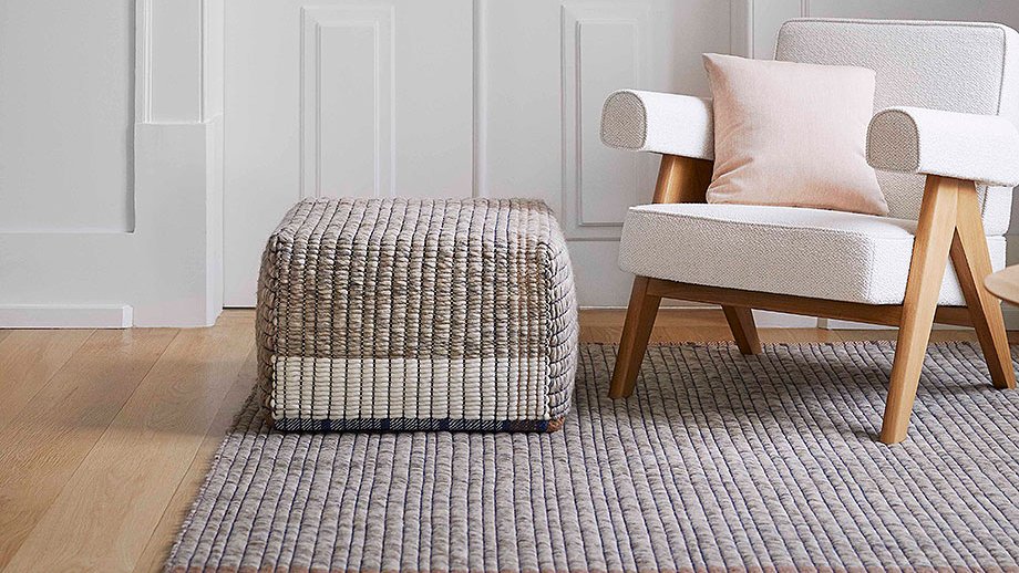 Interior_es's tweet image. La colección de #alfombras y #poufs #REVERSIBLE, diseñada por Charlotte Lancelot para GAN puede utilizarse durante todo el año gracias a su doble cara.
-&amp;gt; interioresminimalistas.com/2023/01/30/rev…
-&amp;gt; #decoración #textiles #interiores #salones #comedores #dormitorios